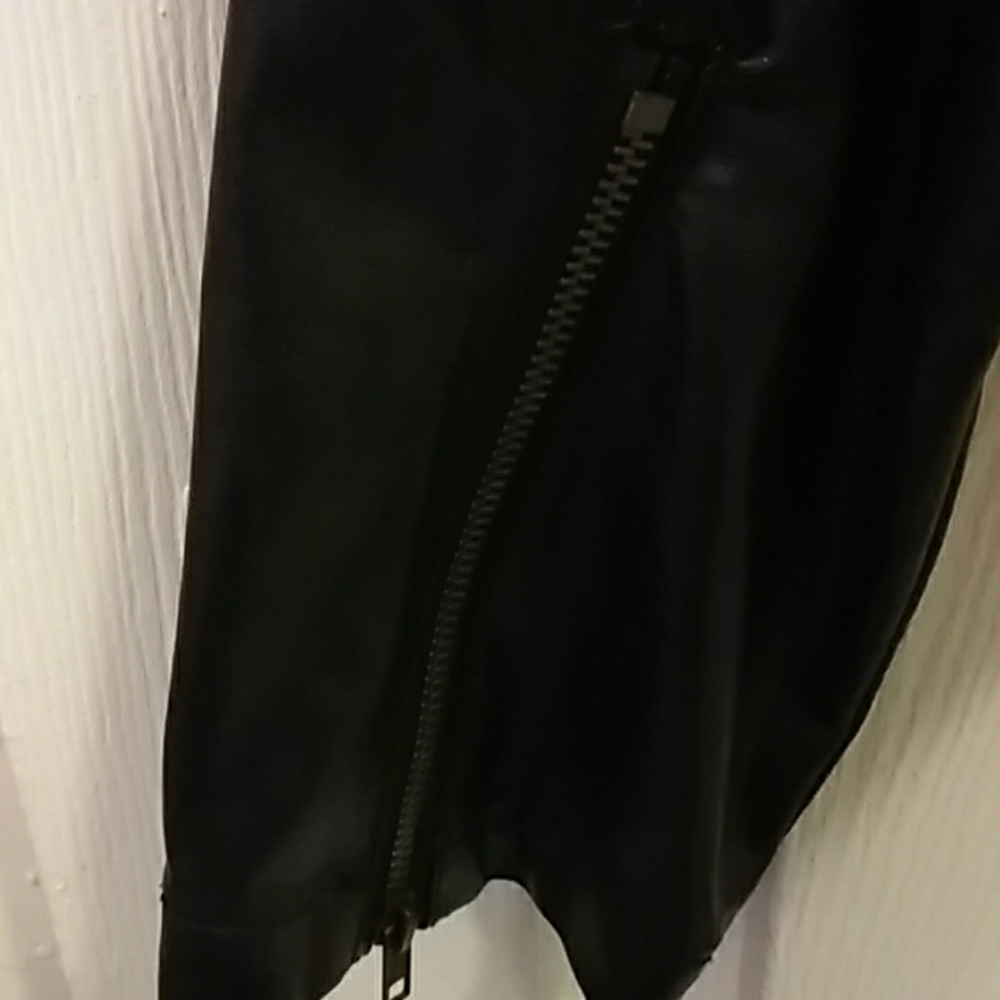 Black Jacket - image 3